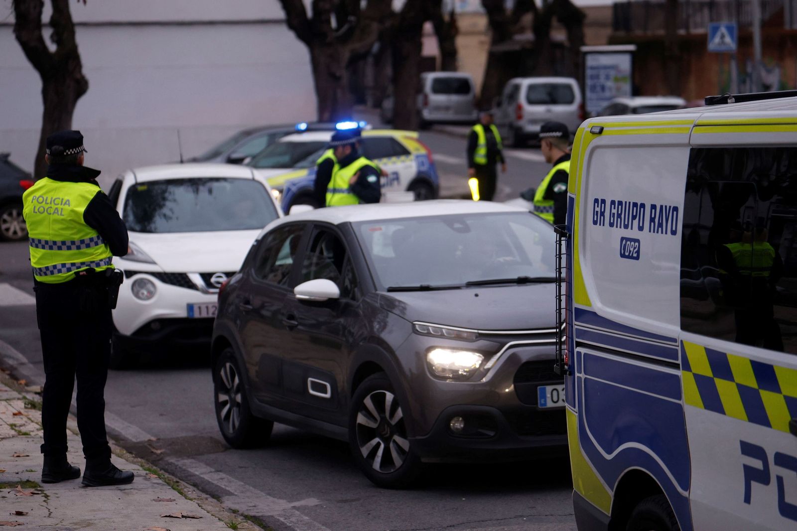El Grupo Rayo de la Policía Local de Córdoba en acción por el Distrito Sur, en imágenes