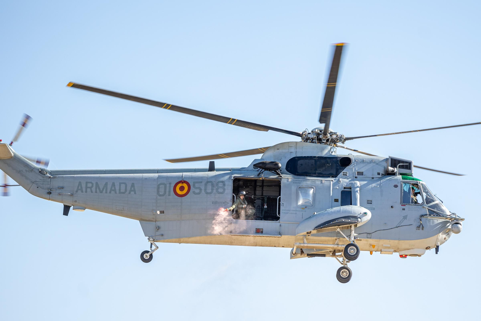 Imágenes de la Despedida del Sea King de la quinta escuadrilla