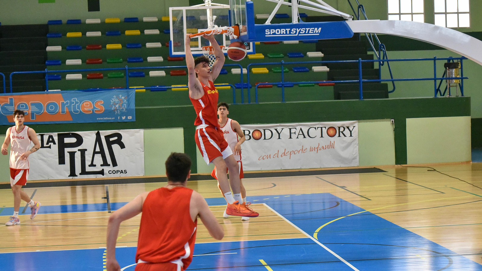 La selección española sub-20 de baloncesto ya se entrena en La Línea La selección española sub-20 de baloncesto ya se entrena en La Línea