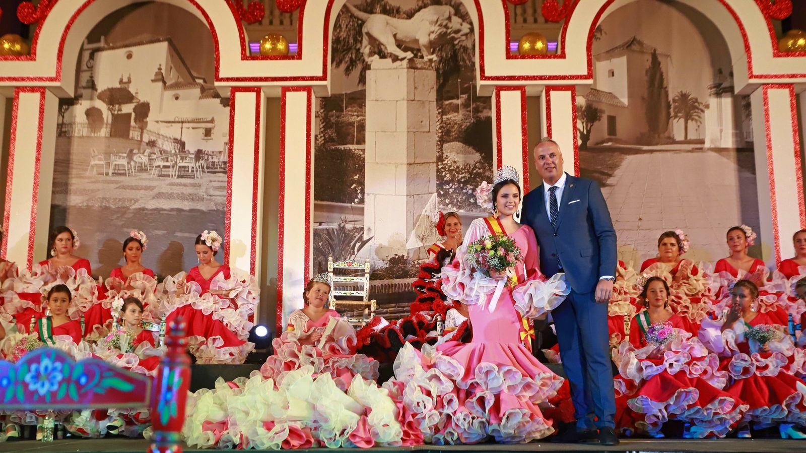 Las mejores fotos de la Coronación de las Reinas de la Feria Real de San Roque