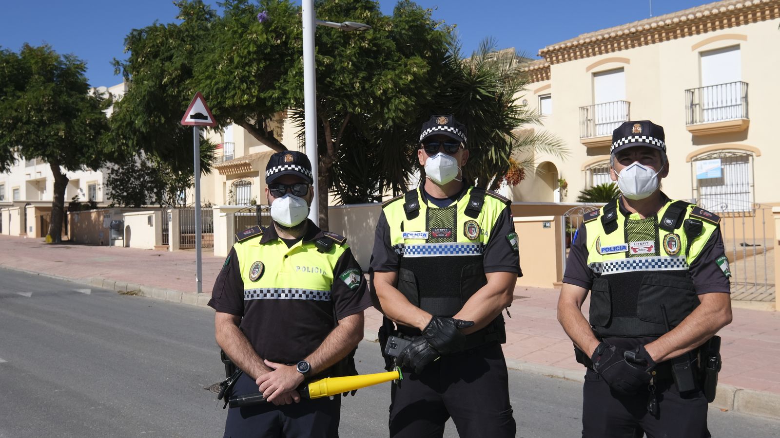 Los tres agentes de la Policía Local de Los Gallardos.