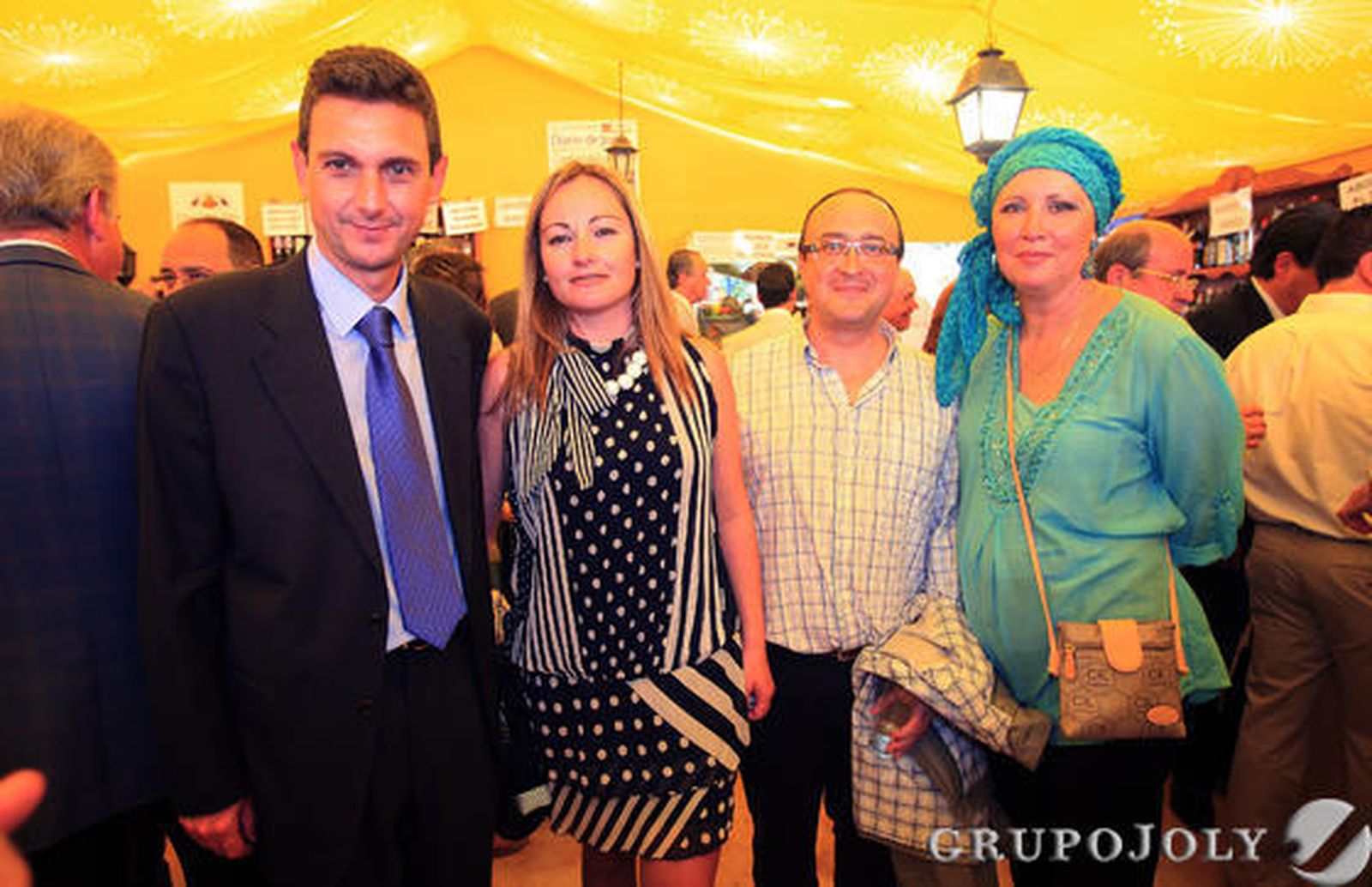 El gerente de este medio, Miguel Berraquero, junto a la directora del Centro Andaluz de Flamenco, Olga de la Pascua, el exdelegado de Urbanismo, Juan Pedro Crisol, y la secretaria general del PSOE de La Barca, Carmen Martínez.

Foto: Vanesa Lobo
