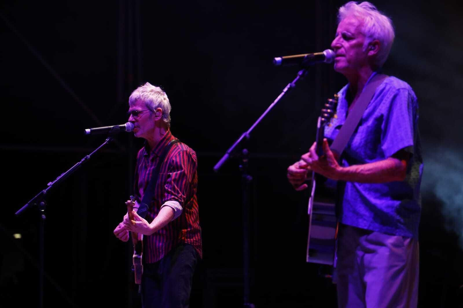 El concierto de Kiko Veneno y Ariel Rot en el Festival de la Guitarra de Córdoba, en imágenes