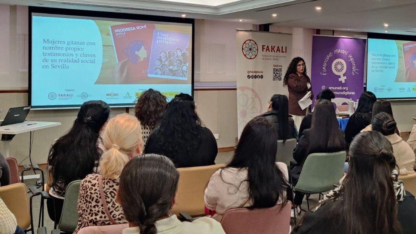 Un momento de las jornadas realizadas por las asociaciones FAKALi y AMURADI.