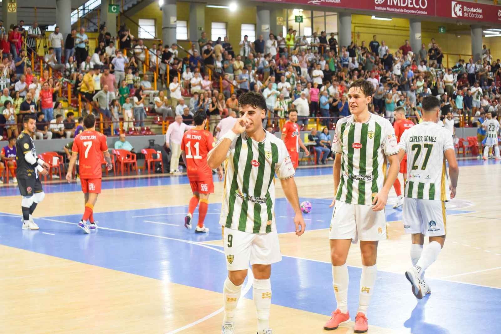 Las mejores fotos del ambiente en Vista Alegre para el Córdoba Futsal - Jimbee Cartagena