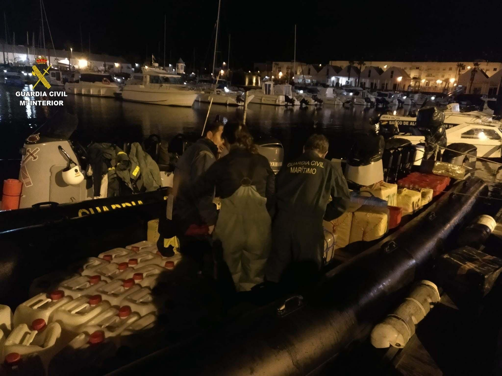 Imagen de un operativo contra el tráfico de drogas en Isla Cristina. Imagen de un operativo contra el tráfico de drogas en Isla Cristina.