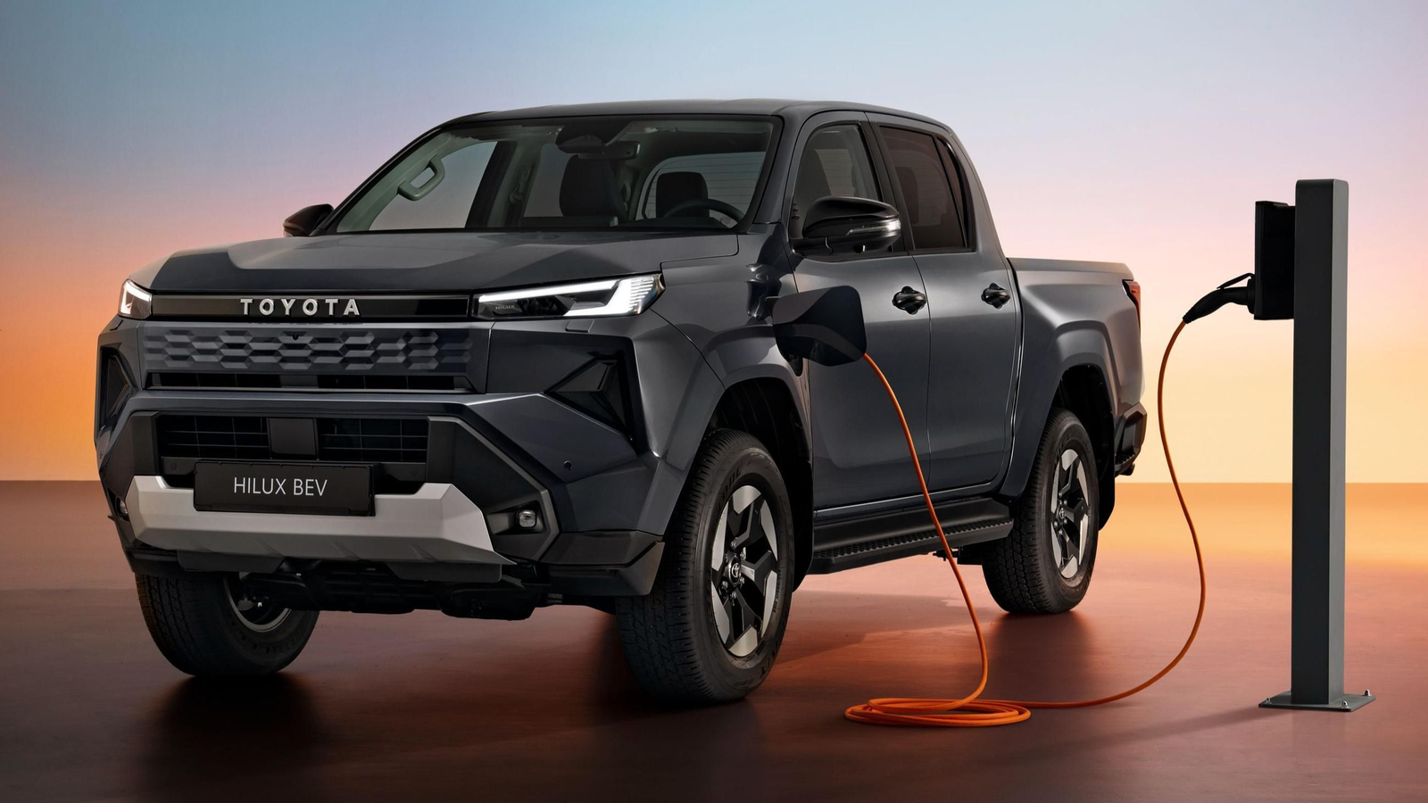 Toyota Hilux, una nueva generación con versiones híbrida, eléctrica y de hidrógeno