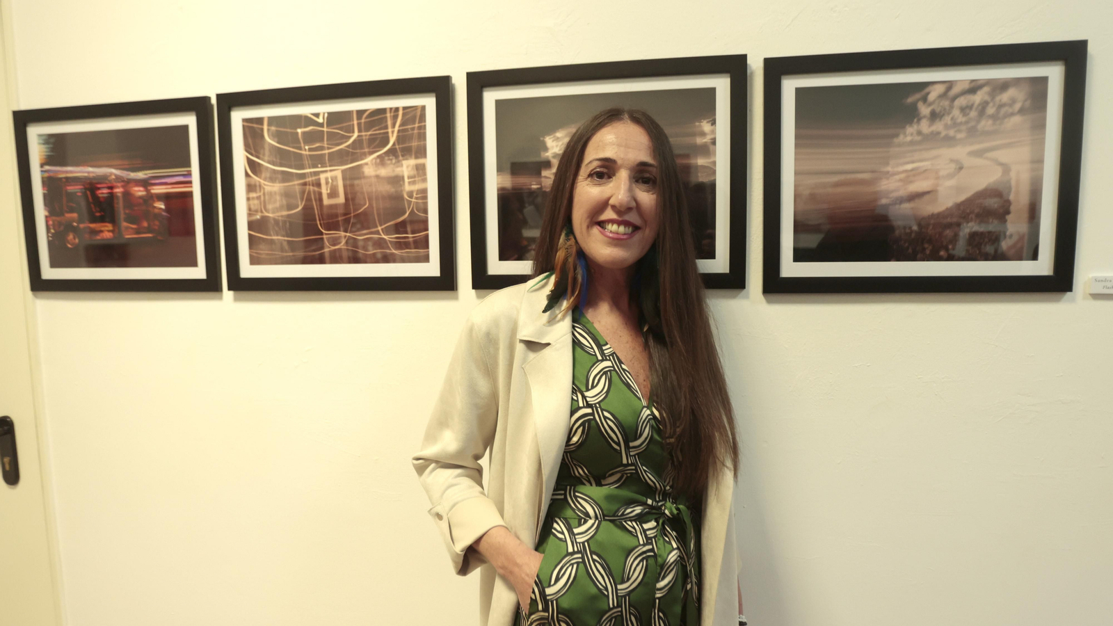 Inauguración exposición fotográfica colectiva "Diferente"