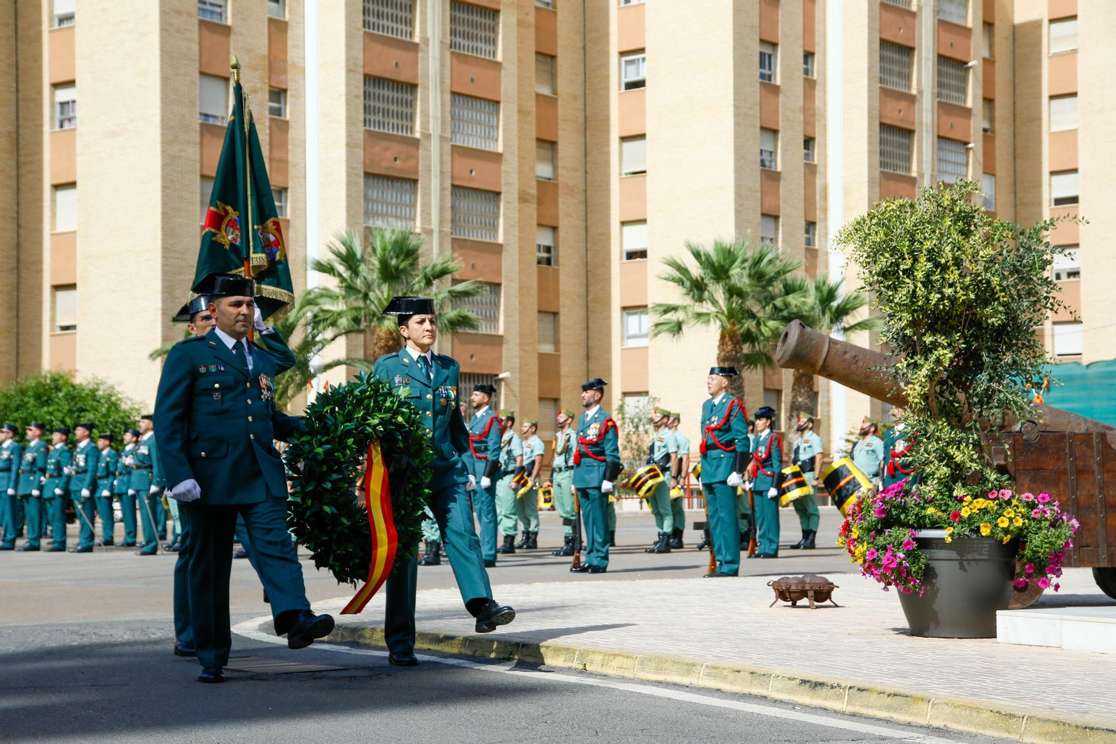 Los actos de la Guardia Civil en honor a la Virgen del Pilar, en imágenes