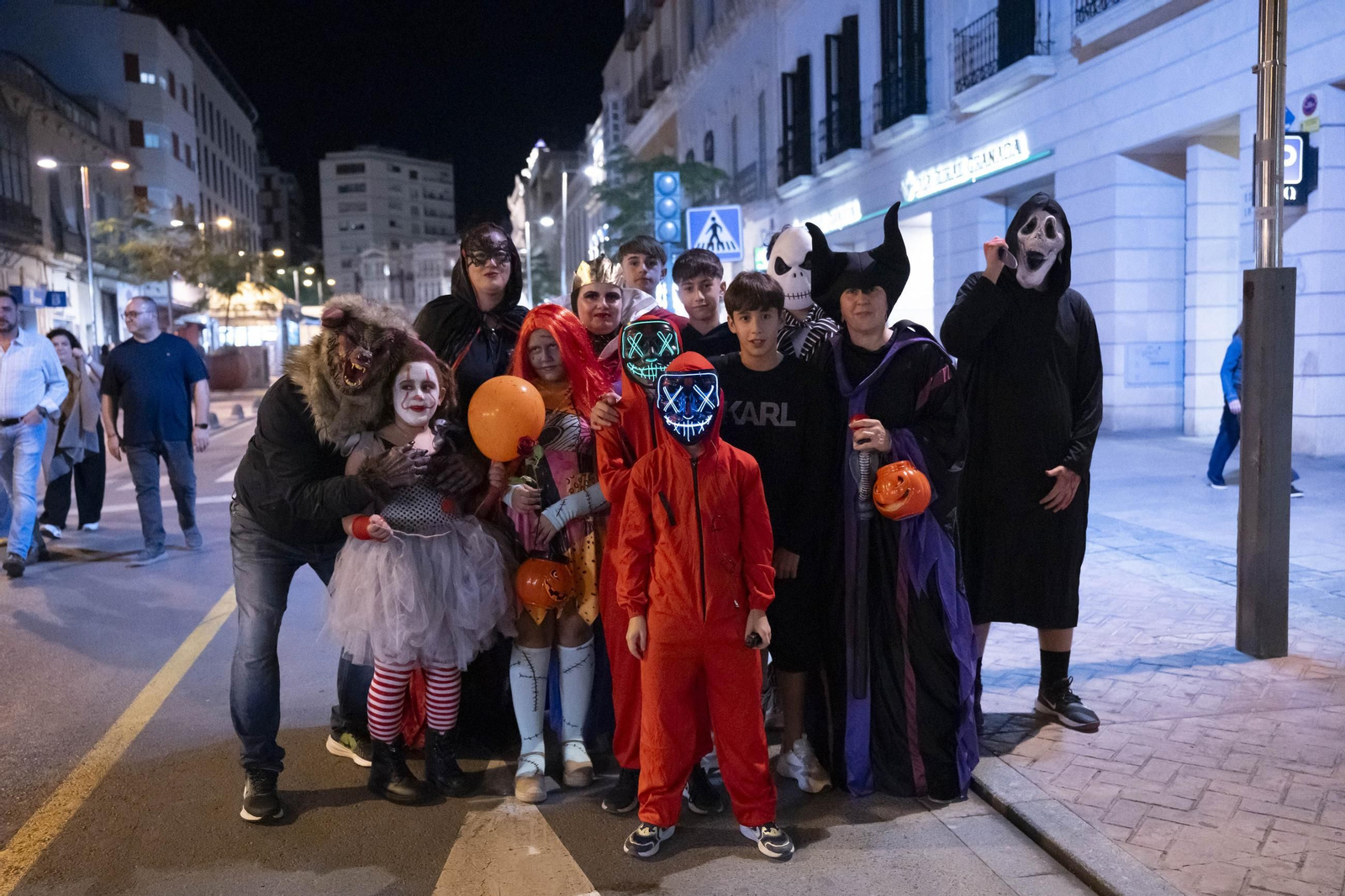 Las mejores imágenes de la noche en negro de Almería