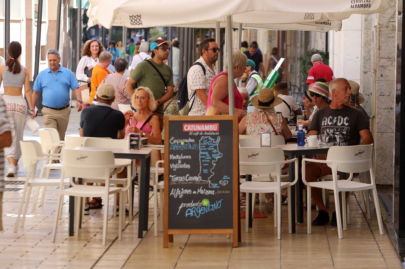 Imágenes del lunes 9 de octubre en Huelva