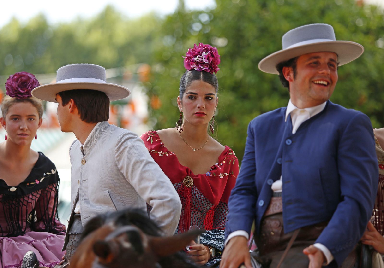 El Lunes de Feria, el primero con silencio en los 'cacharritos', en imágenes