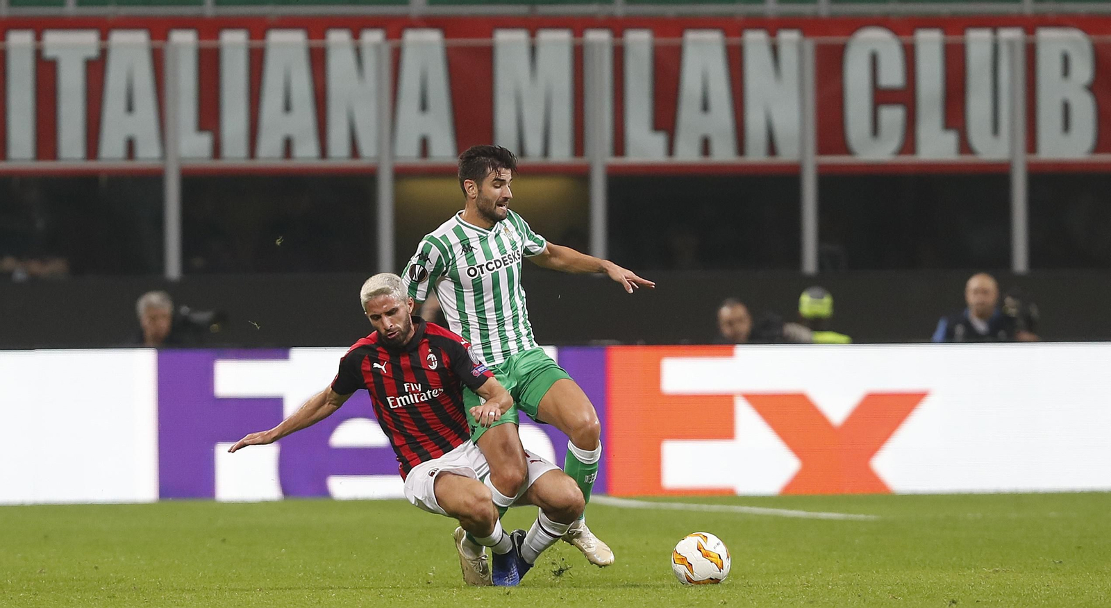 El Milan-Betis, en imágenes