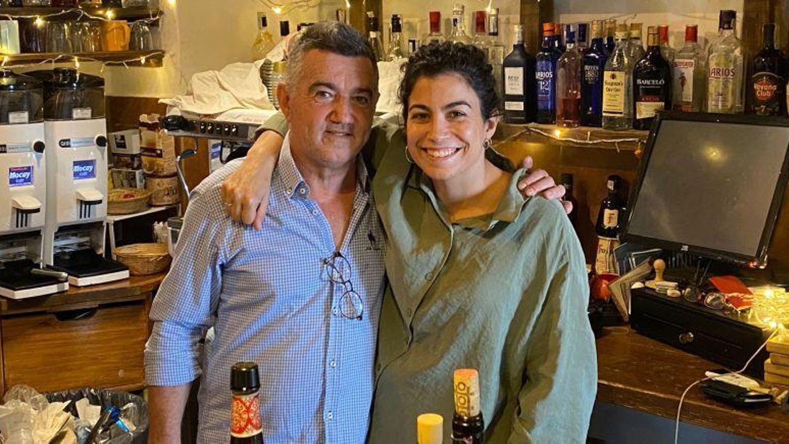 Gabriel Delgado y su hija Isa.