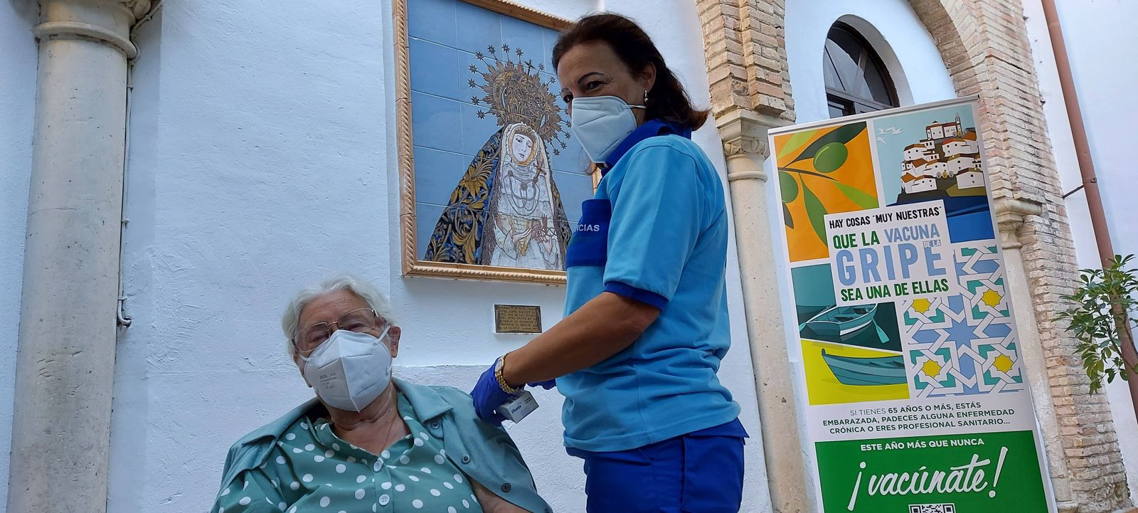 Comienza la vacunación contra la gripe para más de 4.000 personas en residencias en Almería