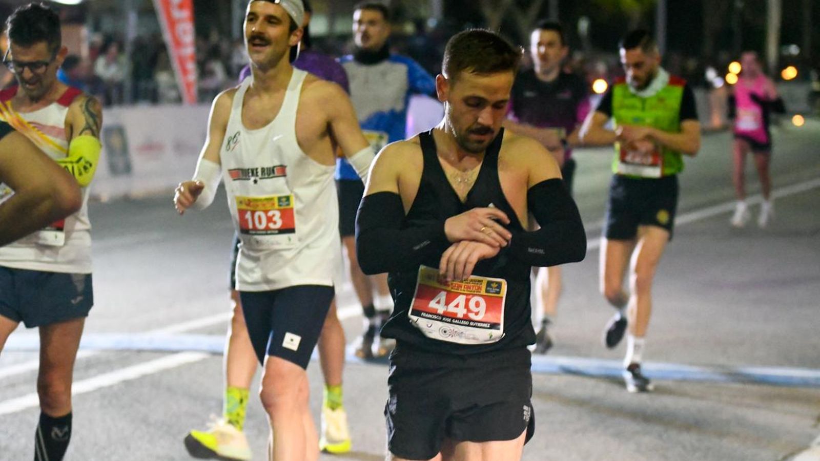 En imágenes: búscate en tu llegada a meta de la Carrera de San Antón 2025 (2)