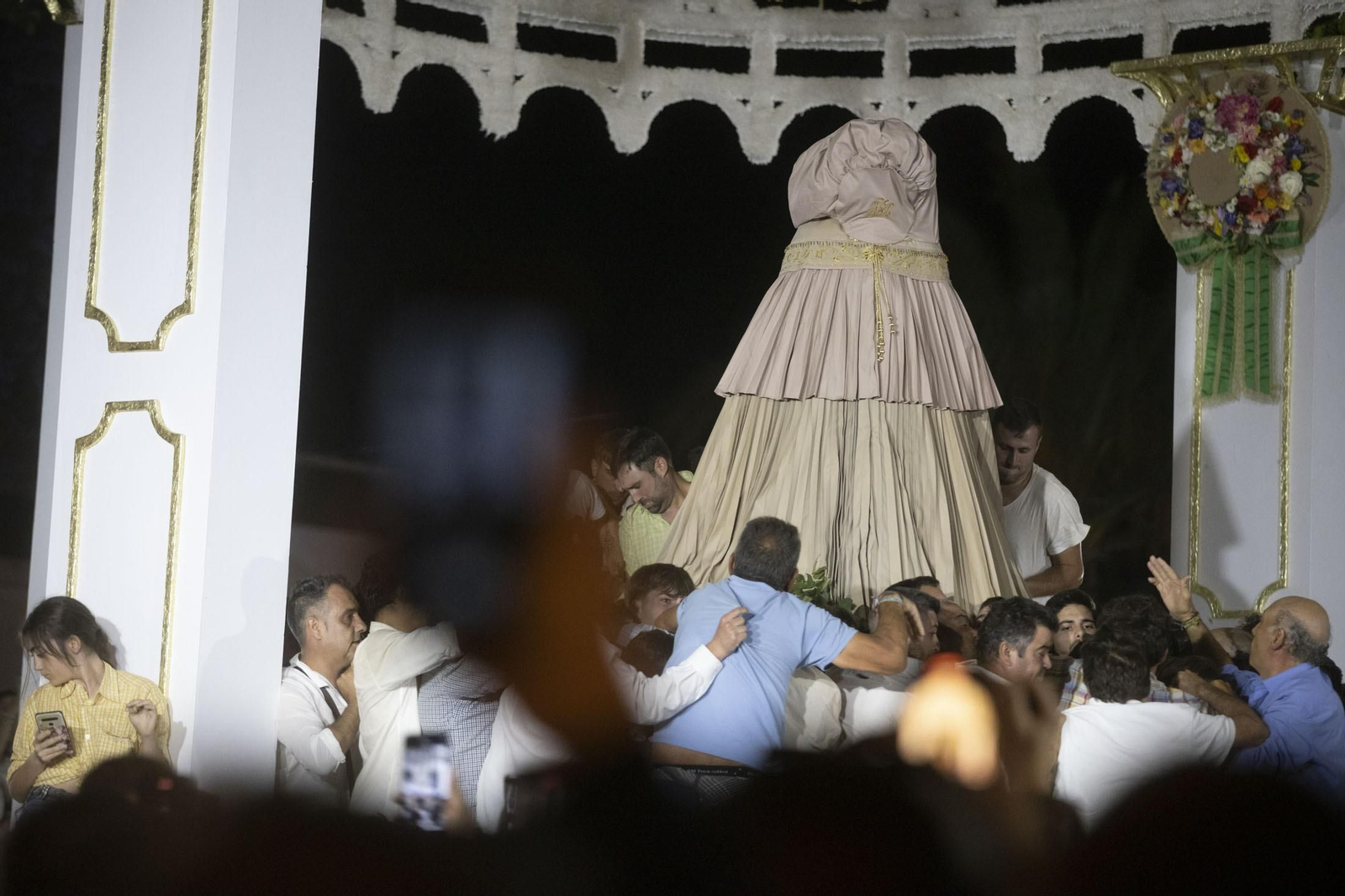 Imágenes del traslado de la Virgen del Rocío de Almonte hasta El Chaparral