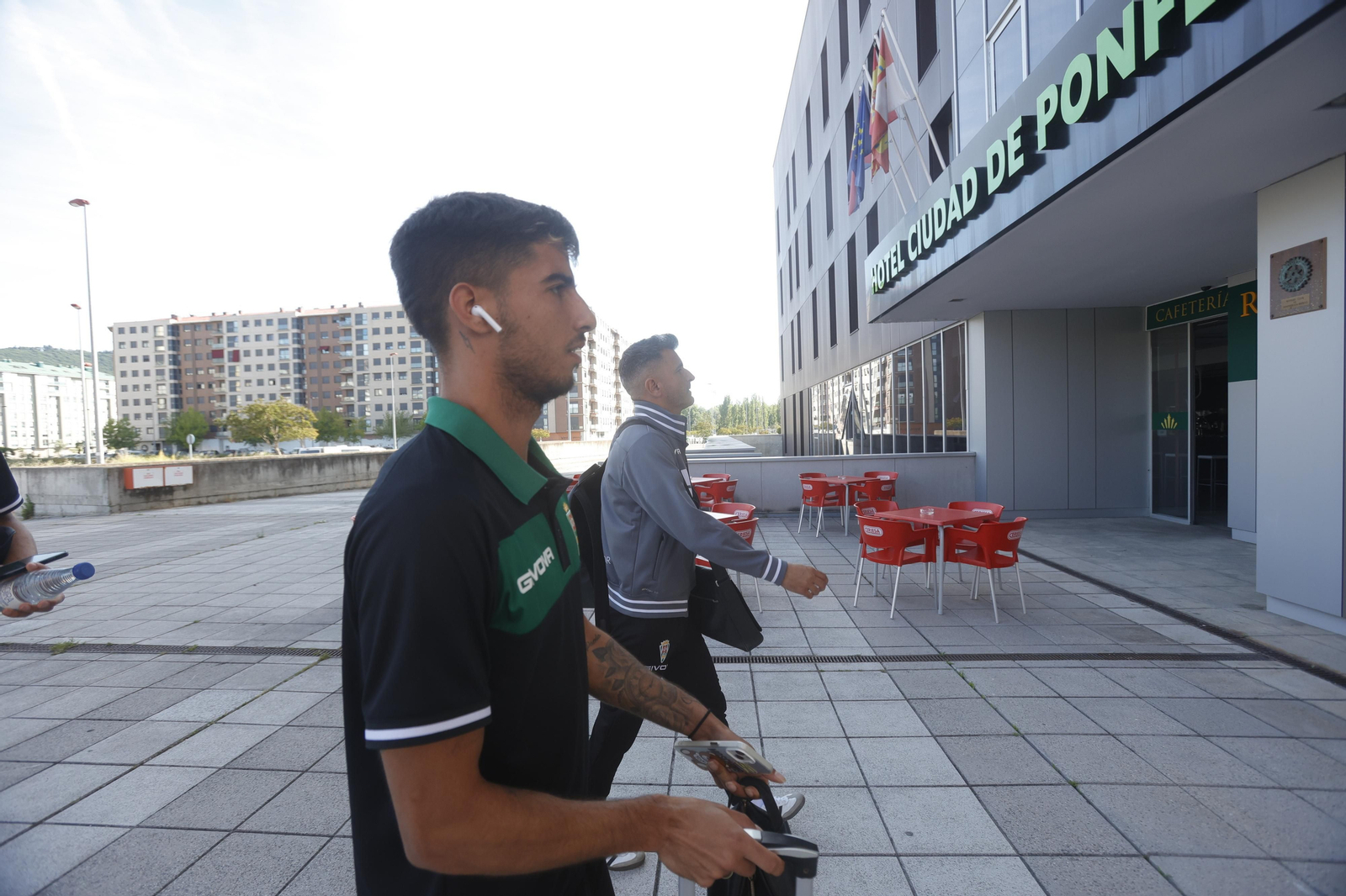 La llegada del Córdoba CF a Ponferrada, en imágenes