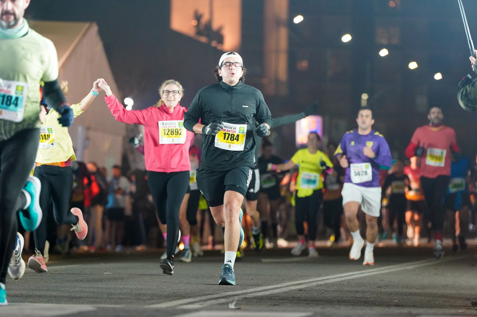 En imágenes: búscate en tu llegada a meta de la Carrera de San Antón 2026 (12)