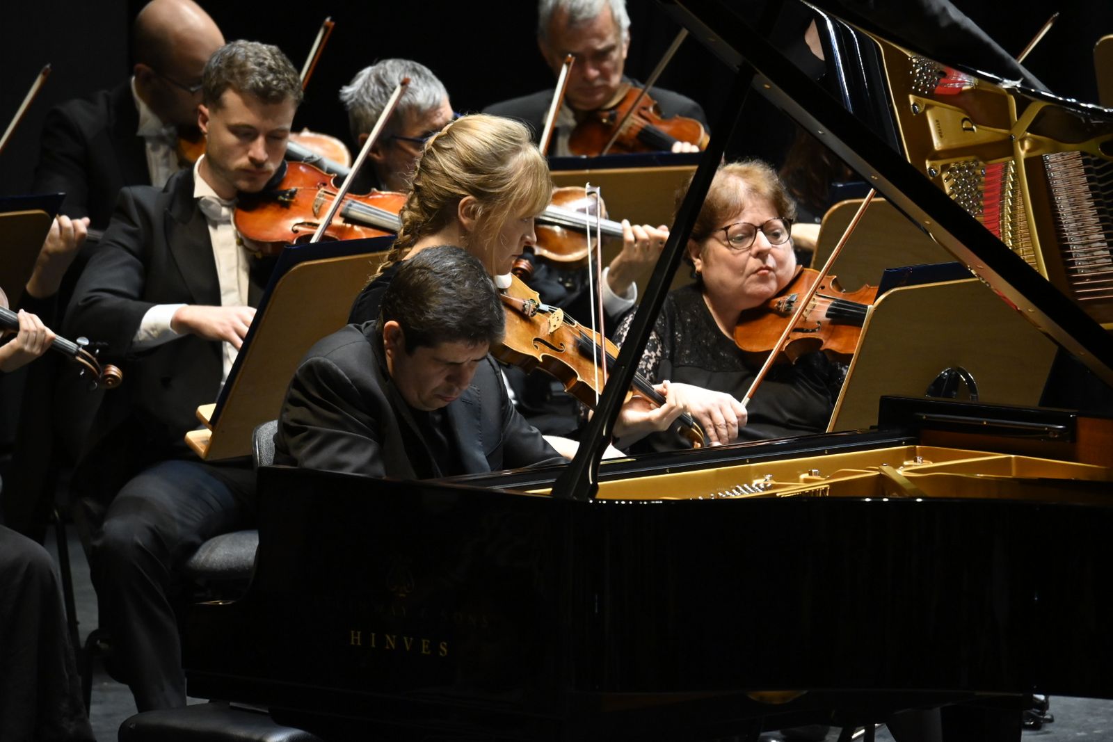 Imágenes del concierto de Perianes en la Casa Colón