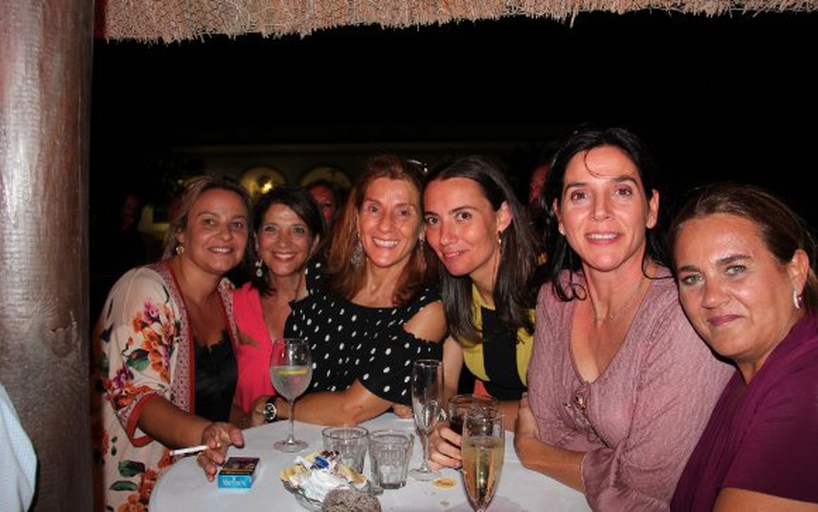 Pilar Rodríguez-Brioso, María  Angustias Caballero, Pilar de Saavedra, Cristina Muñoz, Carmela Jaramillo y Paola Copano.

Foto: Ignacio Casas de Ciria