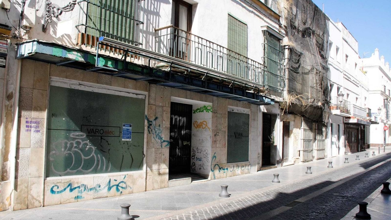 La calle Palacios ocupa el quinto lugar del estudio en cuanto a número de locales sin actividad comercial.