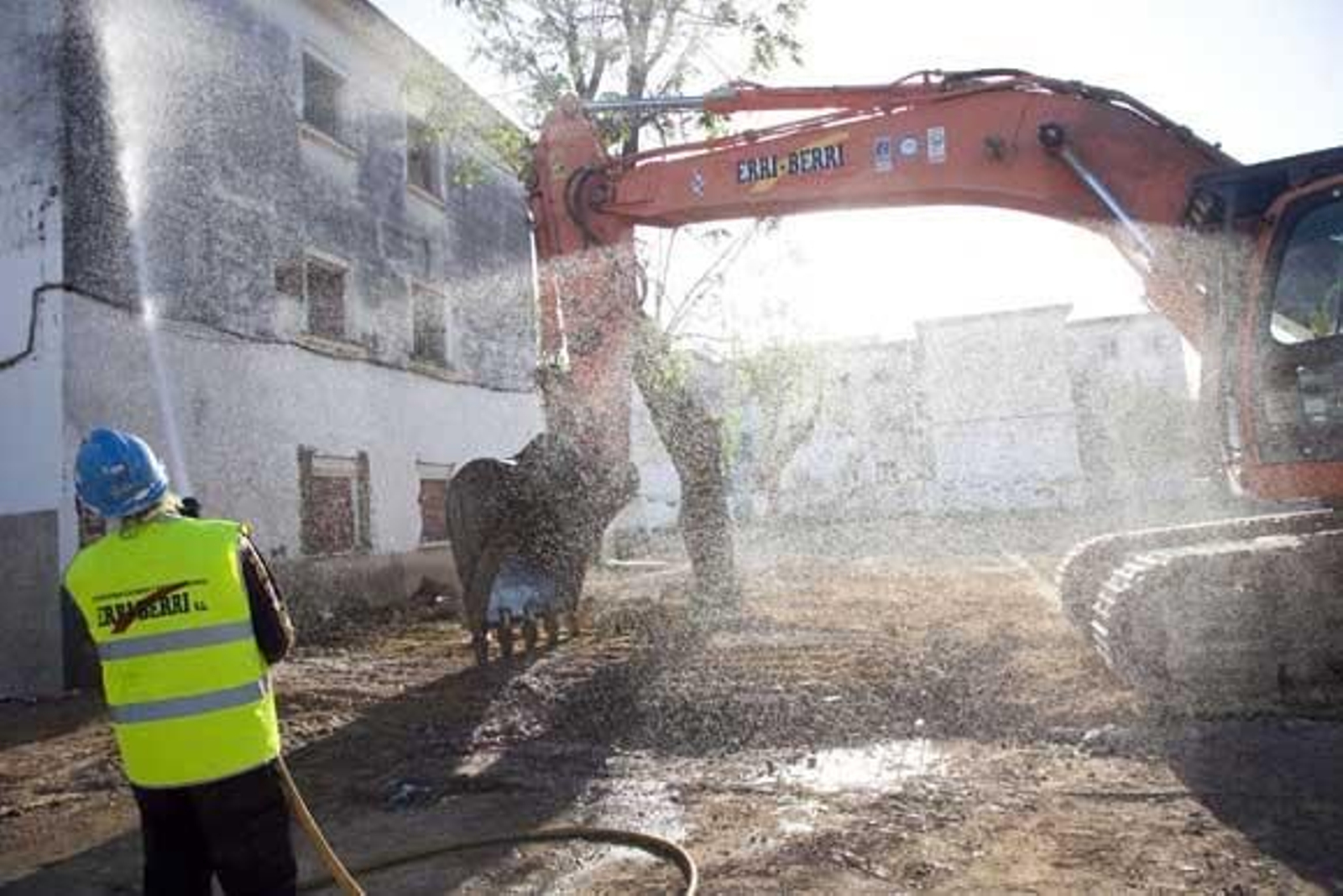 Superada la mitad de viviendas demolidas en Regiones Devastadas