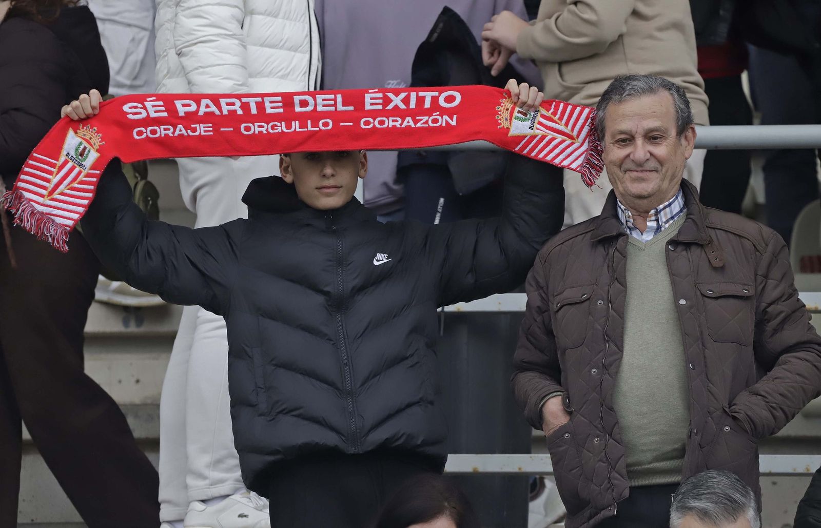 Búscate en el Nuevo Mirador durante el Algeciras - Eldense de Primera Federación