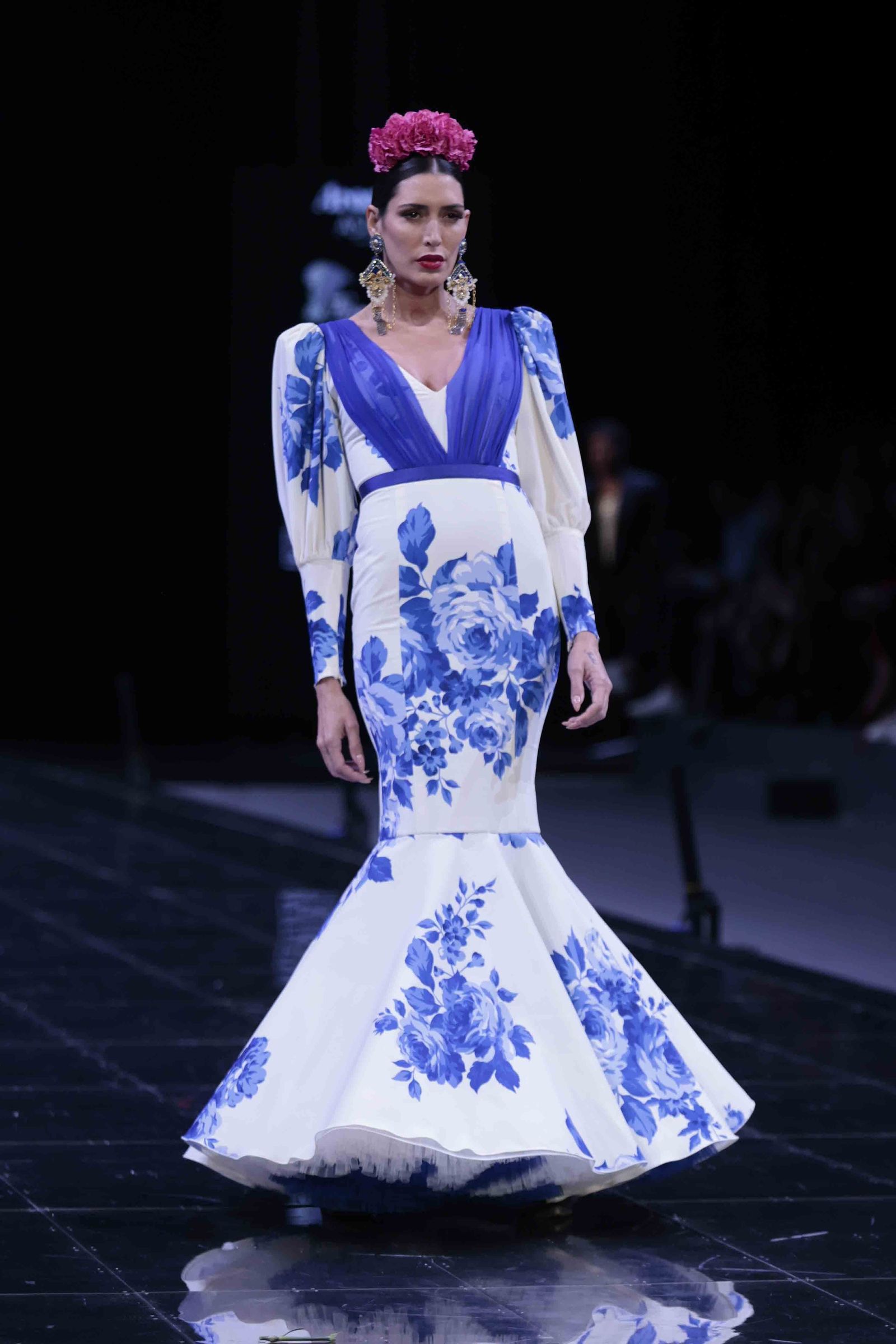 Desfile de Pilar Rubio en SIMOF de 2024, todas las fotos