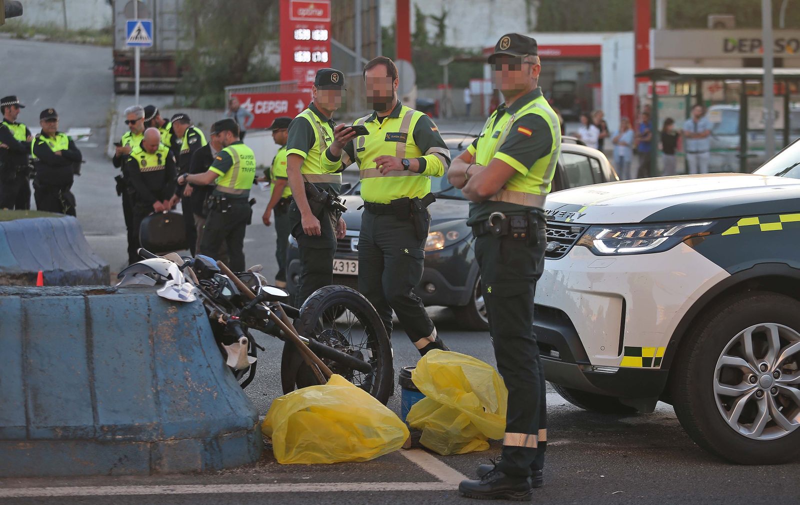 Momento posterior al accidente en el cruce de La Granja.