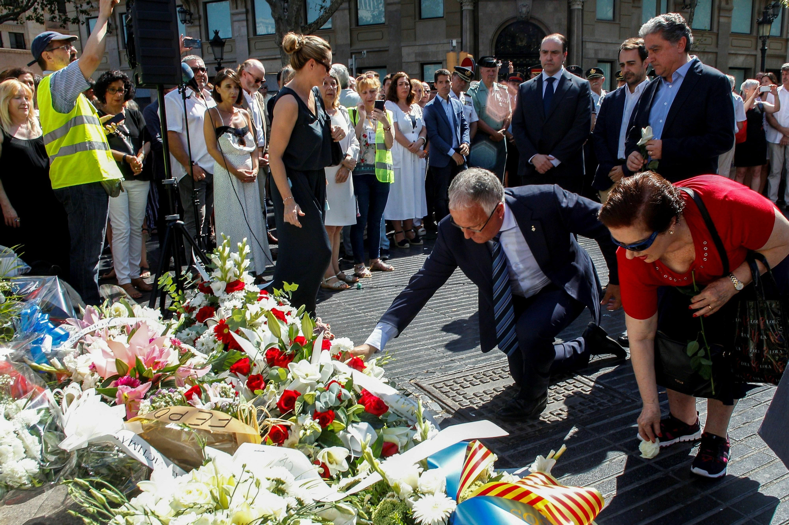 Homenaje de la ACVOT a las víctimas de los ataques terroristas de Barcelona y Cambrils