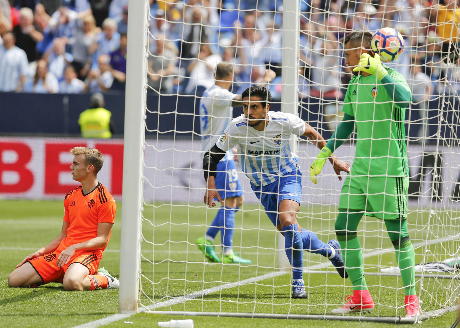Las imágenes del Málaga-Valencia