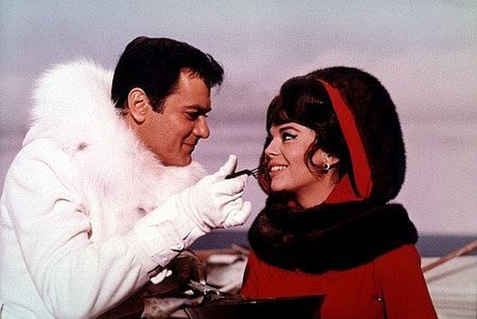 Fotograma de 'La Carrera del Siglo', con Tony Curtis y Natalie Wood