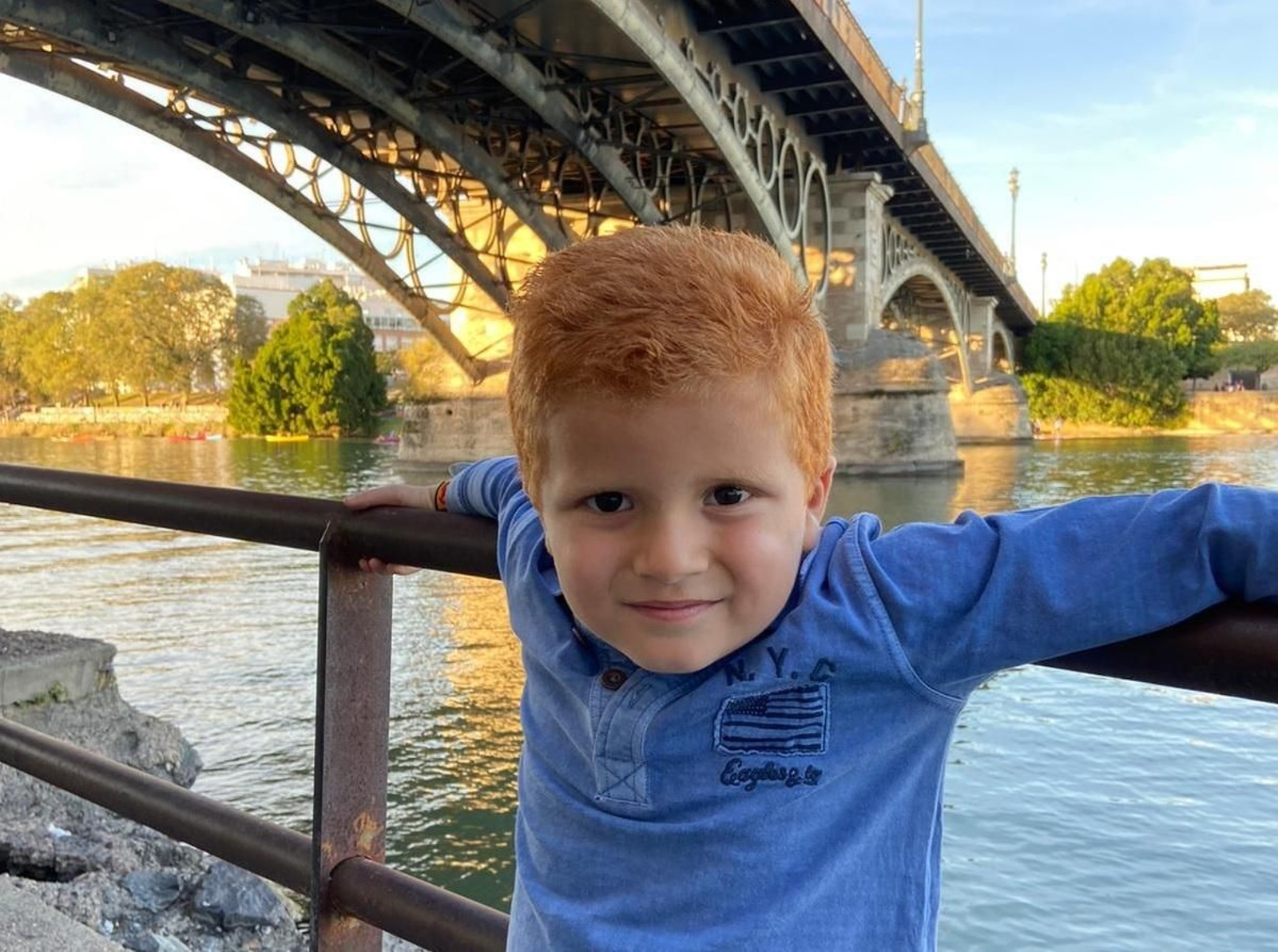 Sergio, el niño de Triana que "secuestró" la Semana Santa