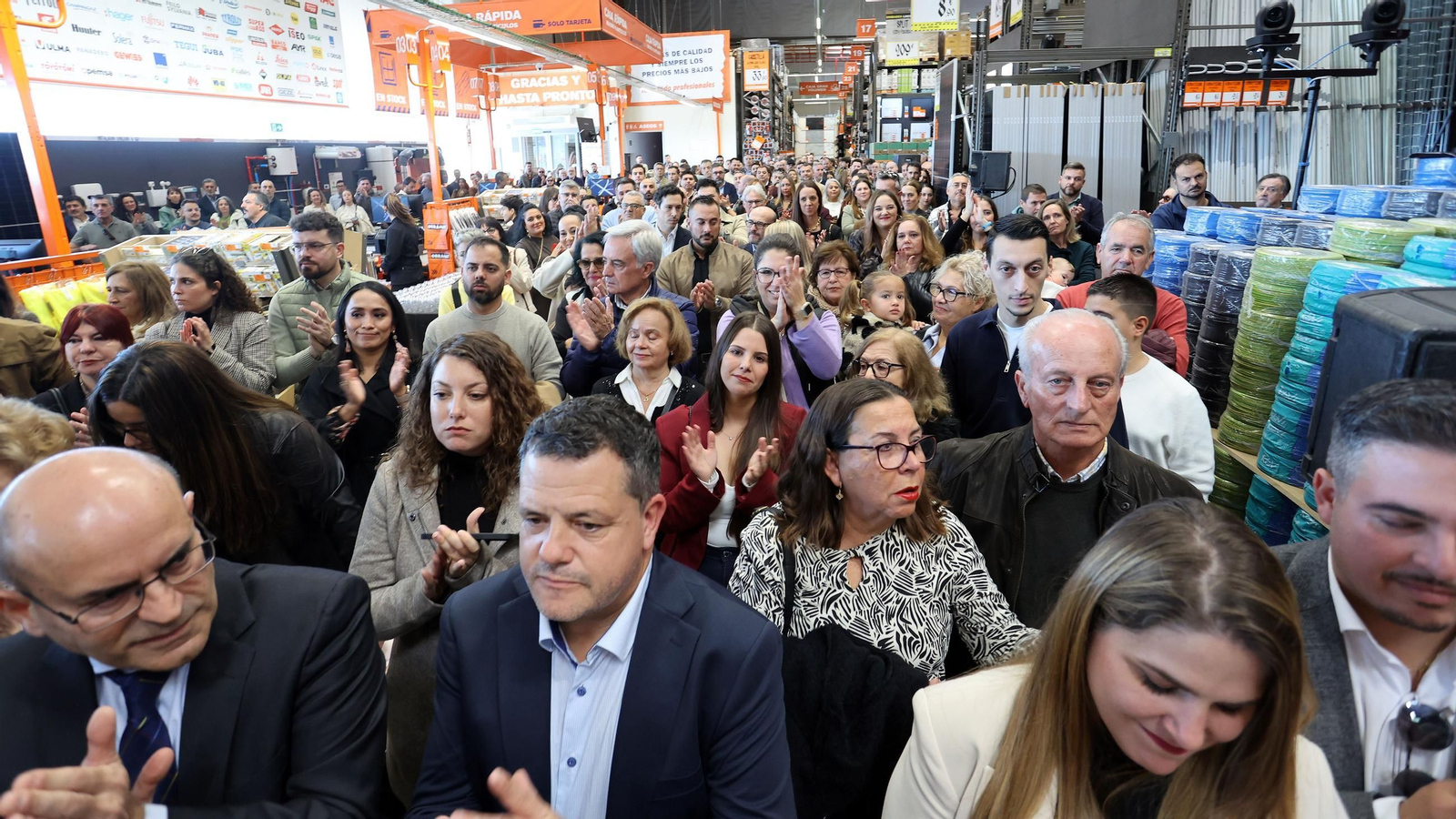 Imágenes de la inauguración de Obramat en Jerez