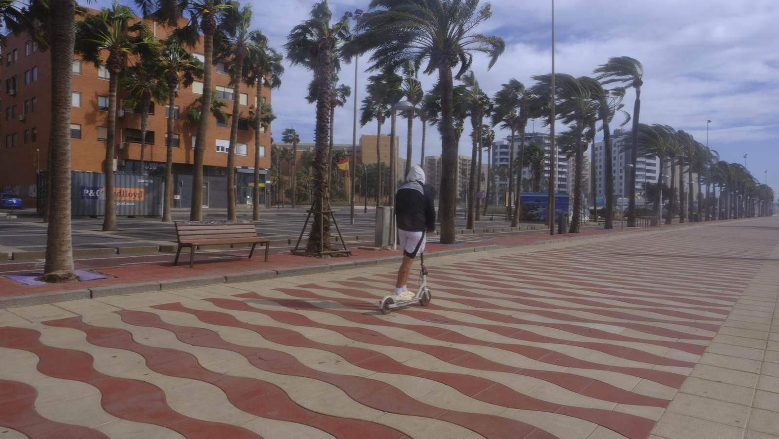 Imágenes del temporal de viento en Almería