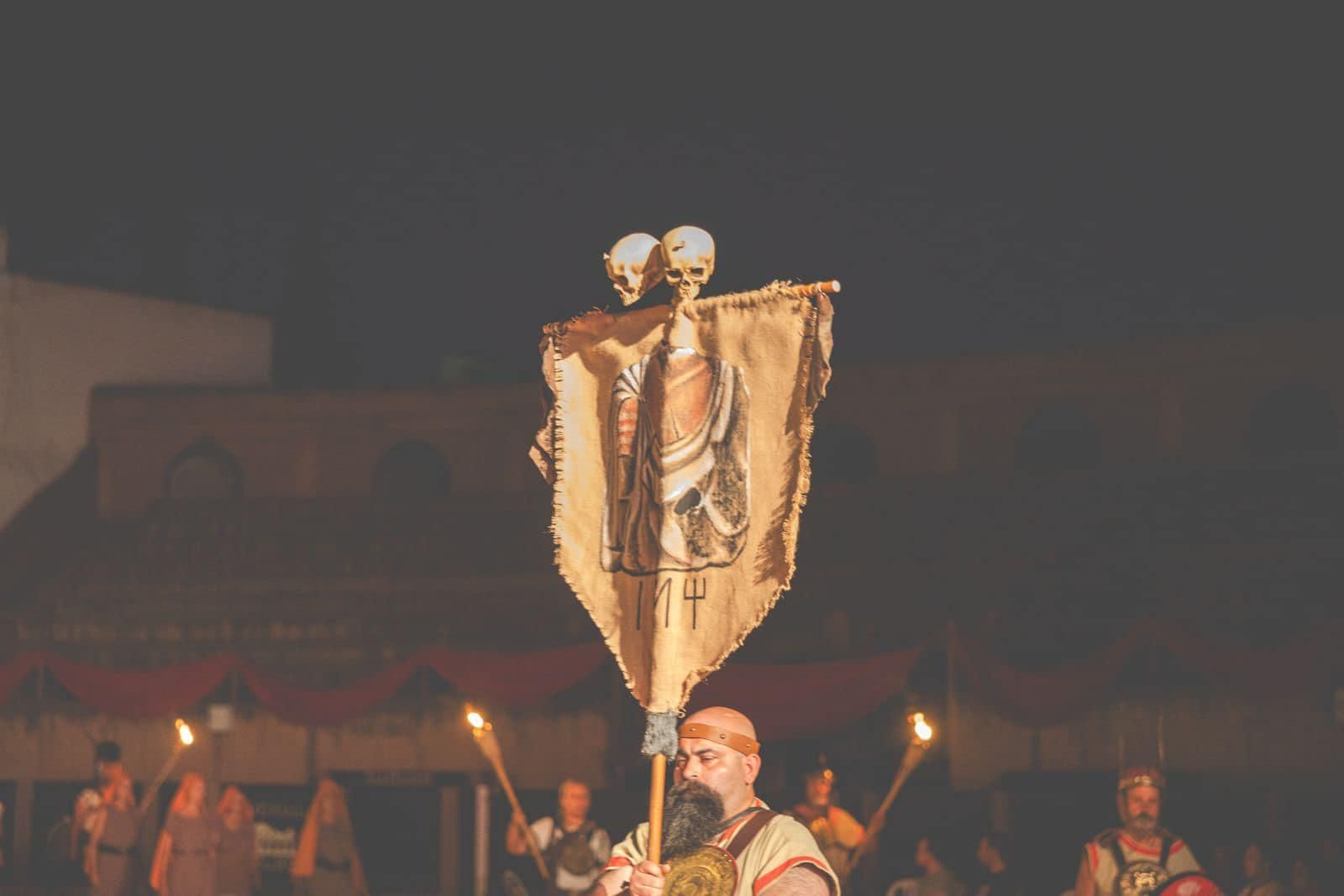 La cremación de un guerrero íbero en Festum, en imágenes