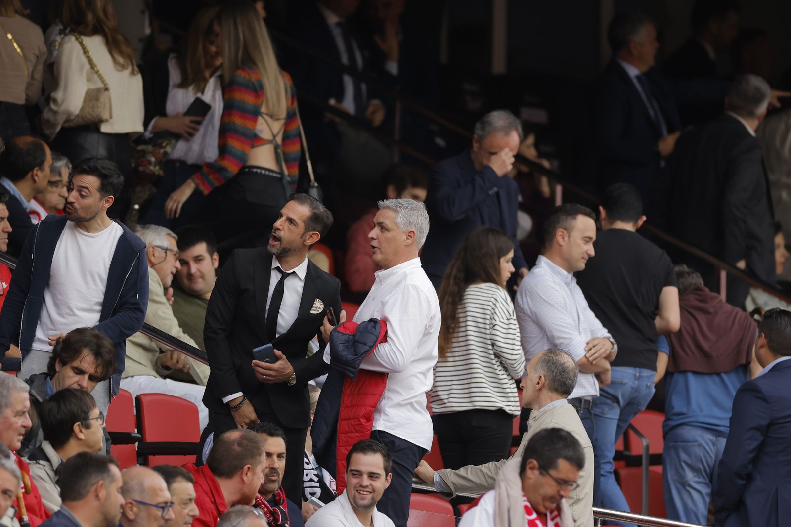 Búscate en las fotos del Sevilla-Madrid