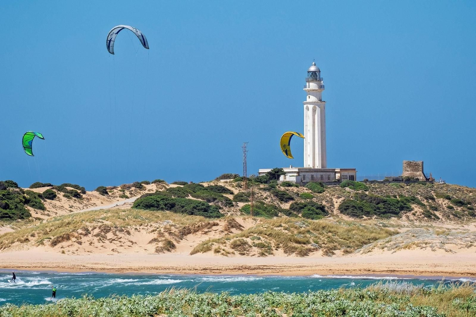 Faro de Trafalgar, un histórico monumento límite con Zahora Faro de Trafalgar, un histórico monumento límite con Zahora