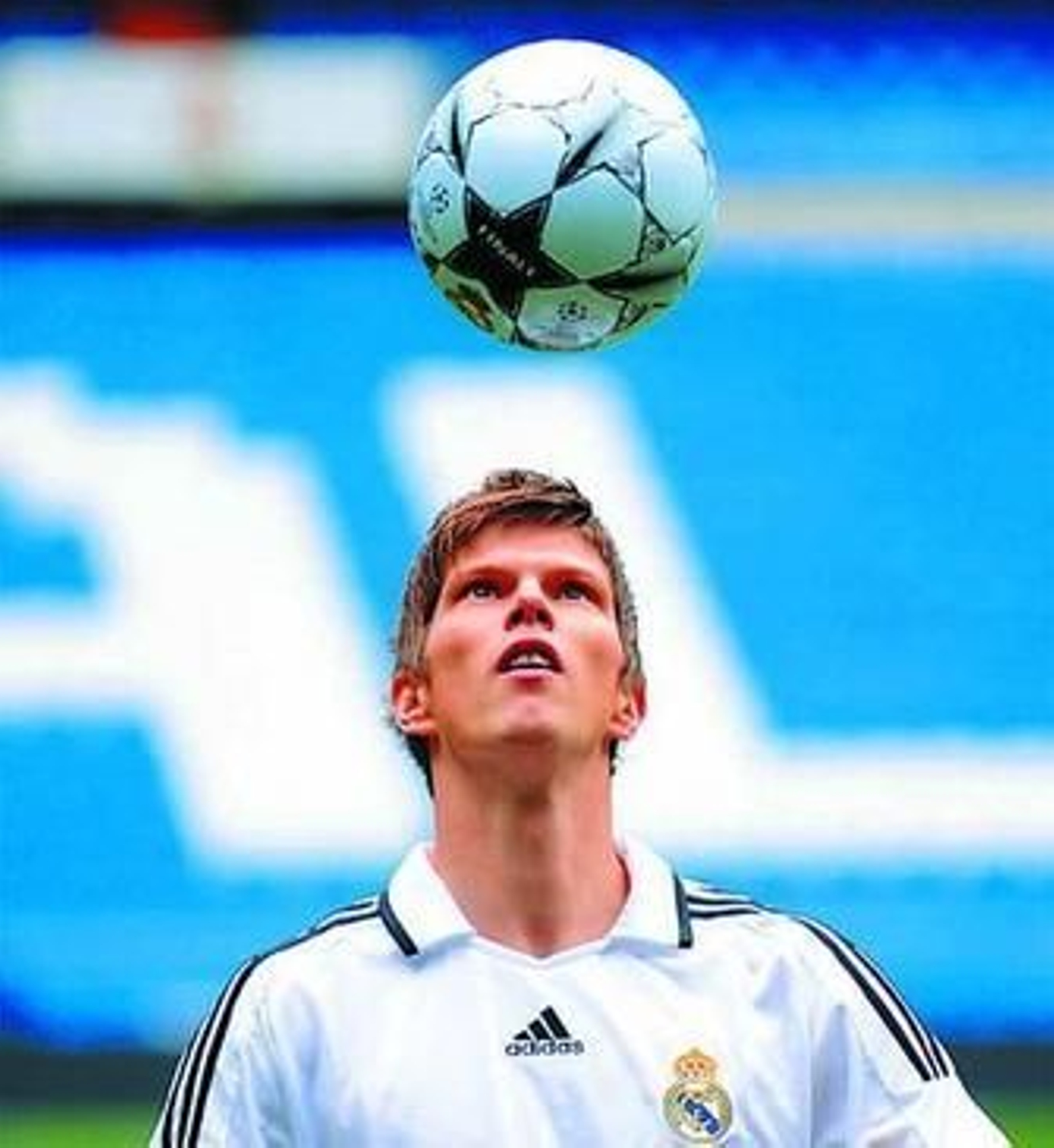 Huntelaar ha jugado la UEFA con el Ajax de Amsterdam.