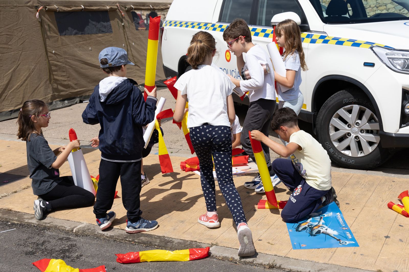 Exhibición de la Patrulla Aspa del Ejército del Aire y del Espacio con motivo del 1.200 aniversario de la capitalidad de Jaén