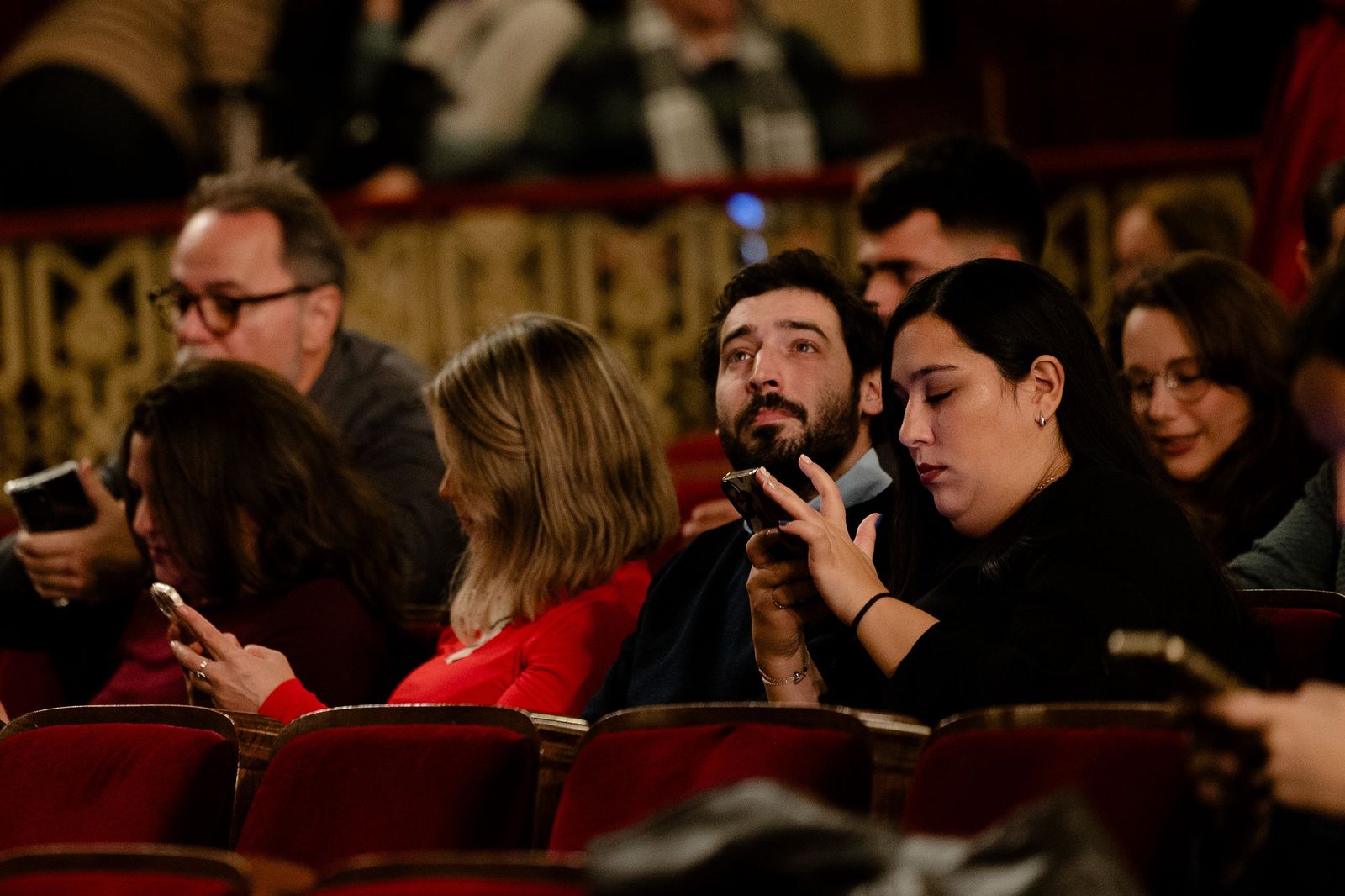 Búscate entre las mejores imágenes de la sexta sesión de cuartos de final del COAC 2026