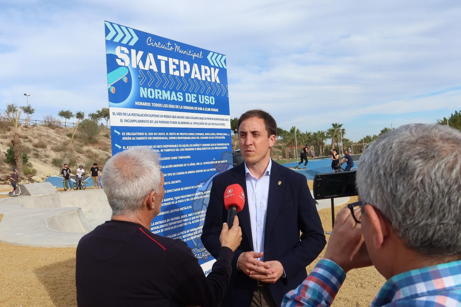 Inauguración del nuevo skate park en el Parque de la Rambla de Vera
