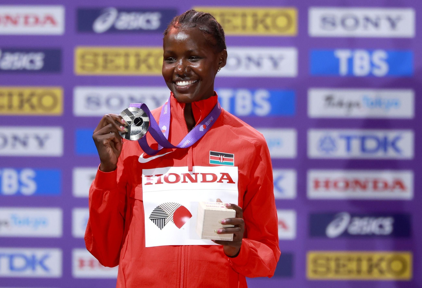 Las fotos de la lesión de Jordan Díaz y del resto de la jornada del Mundial de atletismo