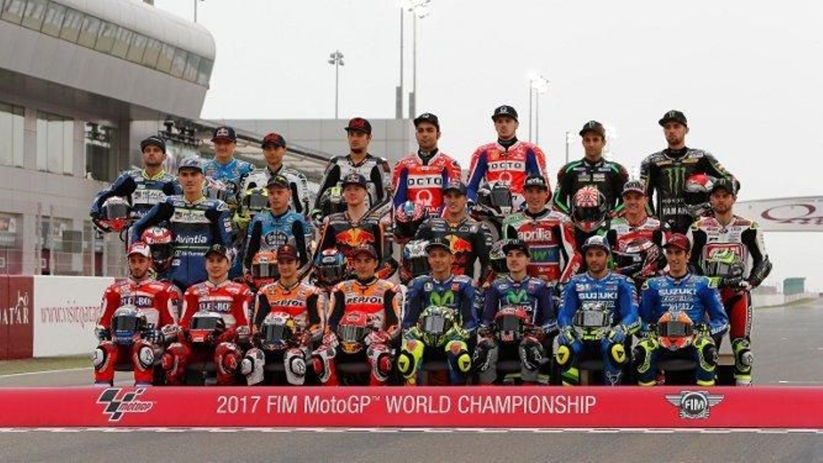 Parrilla del Campeonato del Mundo MotoGP de 2017, con los mejores pilotos del mundo dispuestos a dar espectáculo.