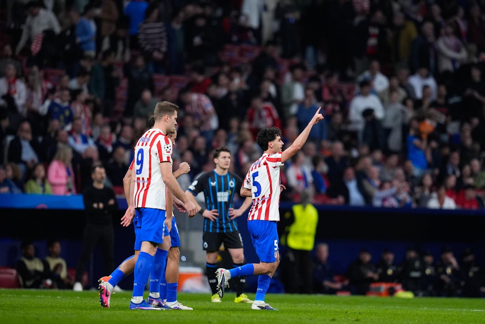 Las fotos del Atlético de Madrid - Brujas