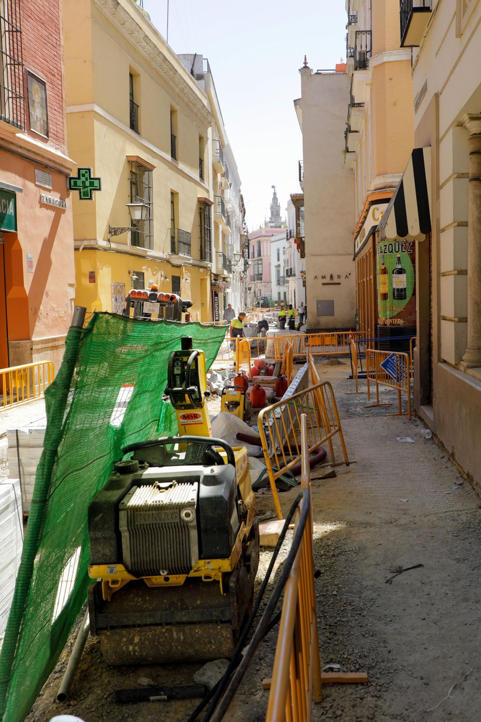 Las fotos de las obras en la calle Zaragoza de Sevilla