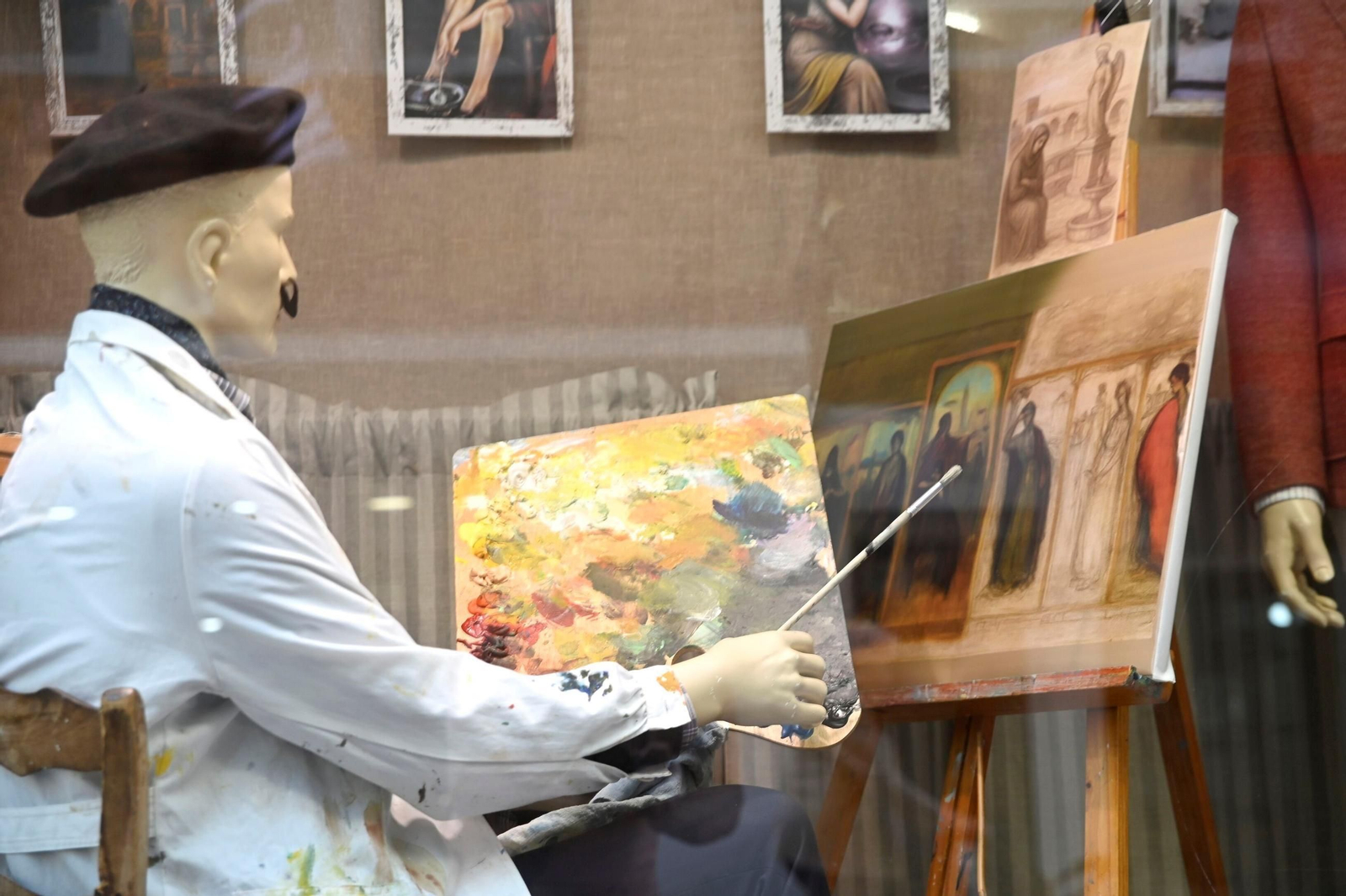 Las mejores imágenes del concurso de escaparates dedicado a Julio Romero de Torres