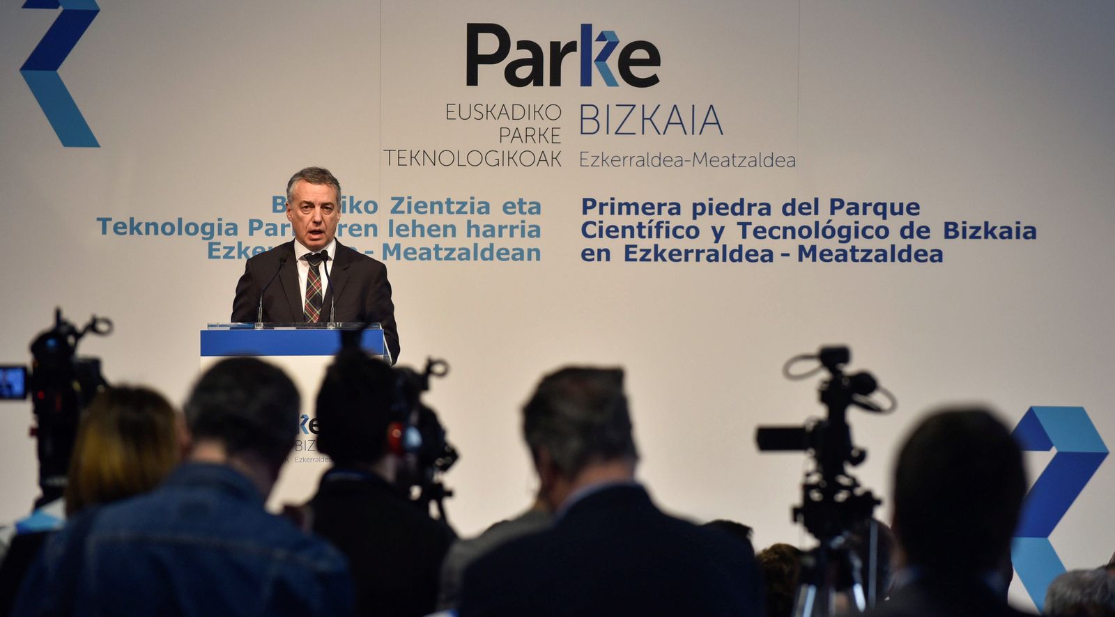 El lehendakari, Iñigo Urkullu, interviene ayer en un acto en Bilbao.