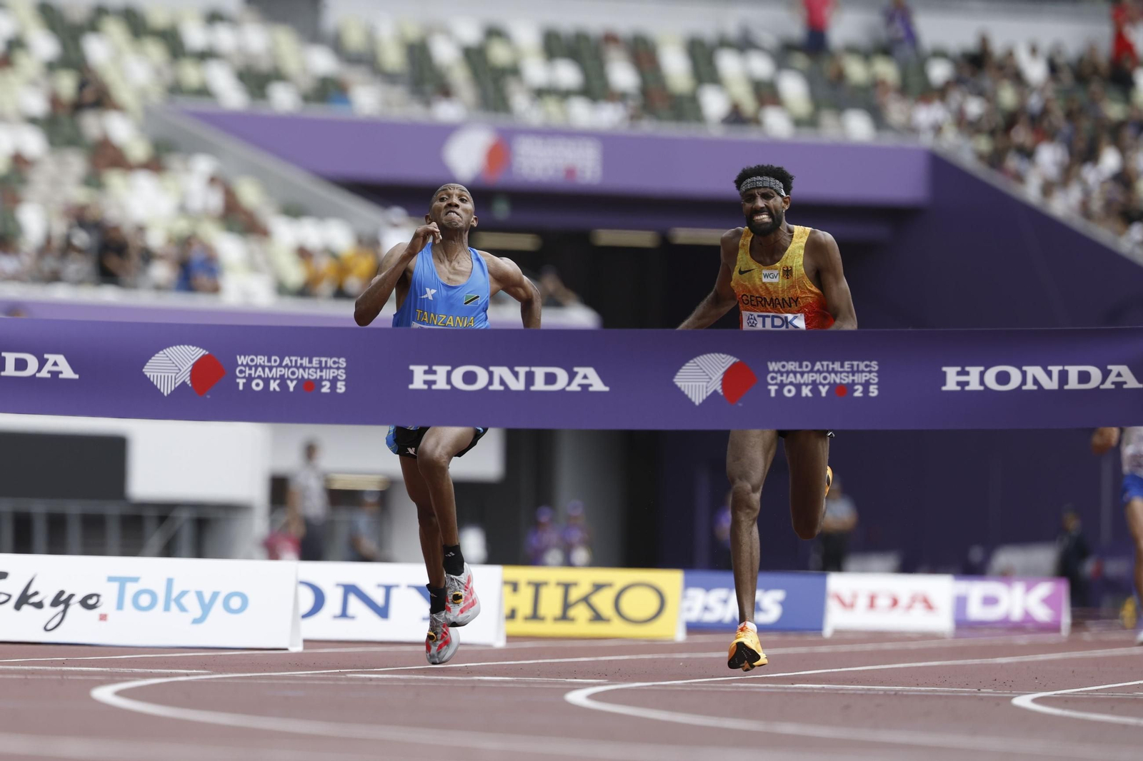 Las fotos del récord mundial de Duplantis y del resto de la jornada